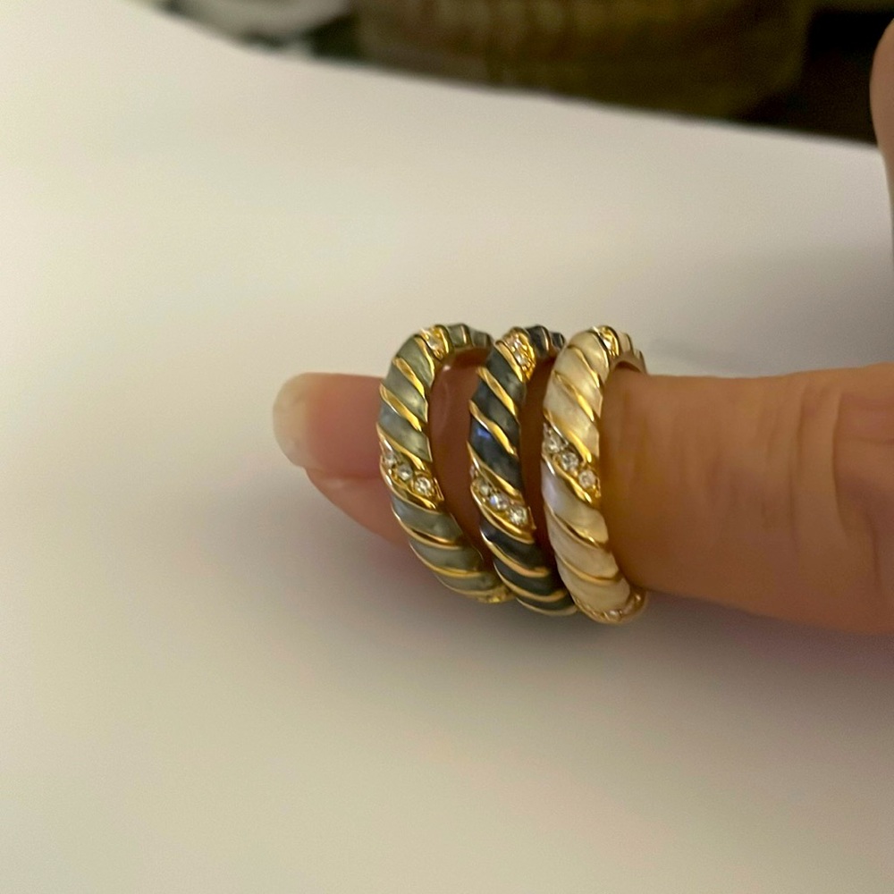 Enamel rings